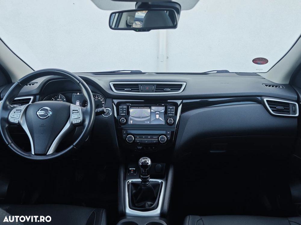 Nissan Qashqai 1.6 DCI TEKNA+ - 6