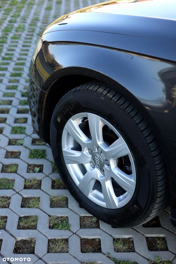 Audi A4 Avant 1.8T - 24