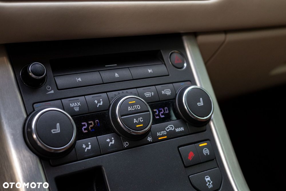Land Rover Range Rover Evoque - 12