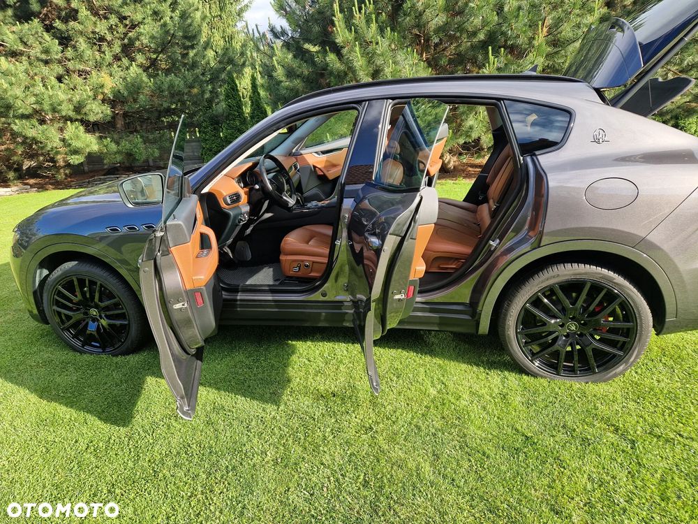 Maserati Levante - 34