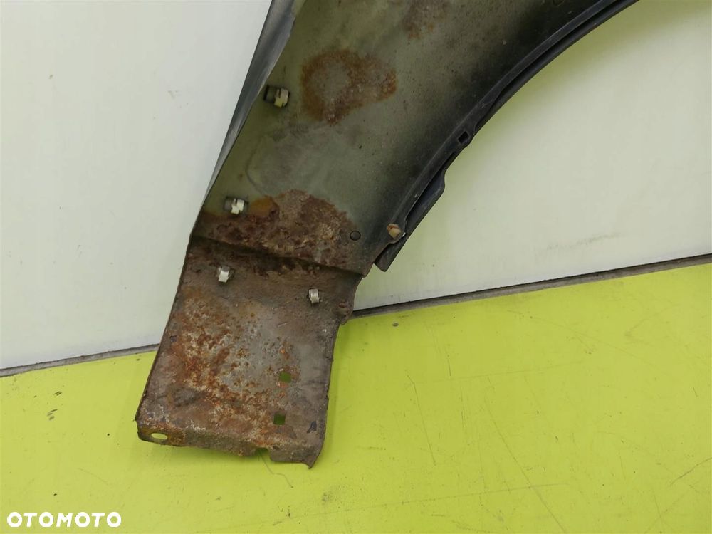 Błotnik przedni lewy KIA SORENTO I 2002-2007 PRZED LIFT CZARNY EB/V9 - 9