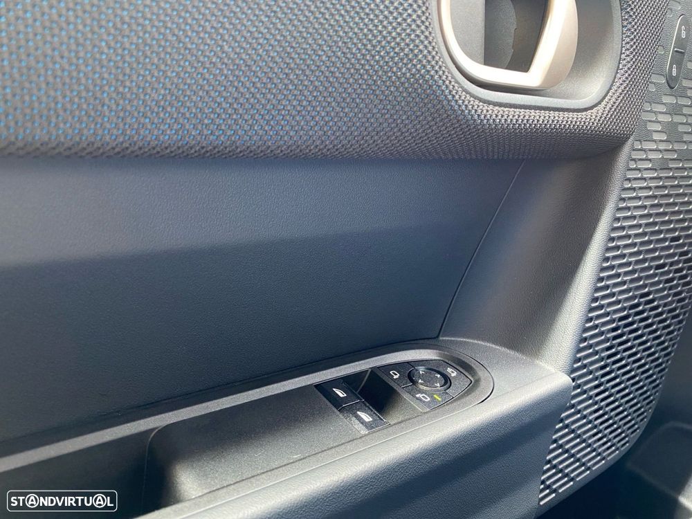 MINI 3 Portas Cooper C Classic S - 18