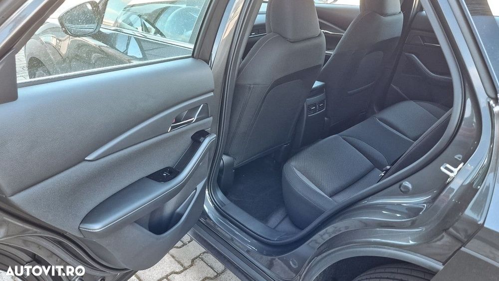 Mazda CX-30 - 11