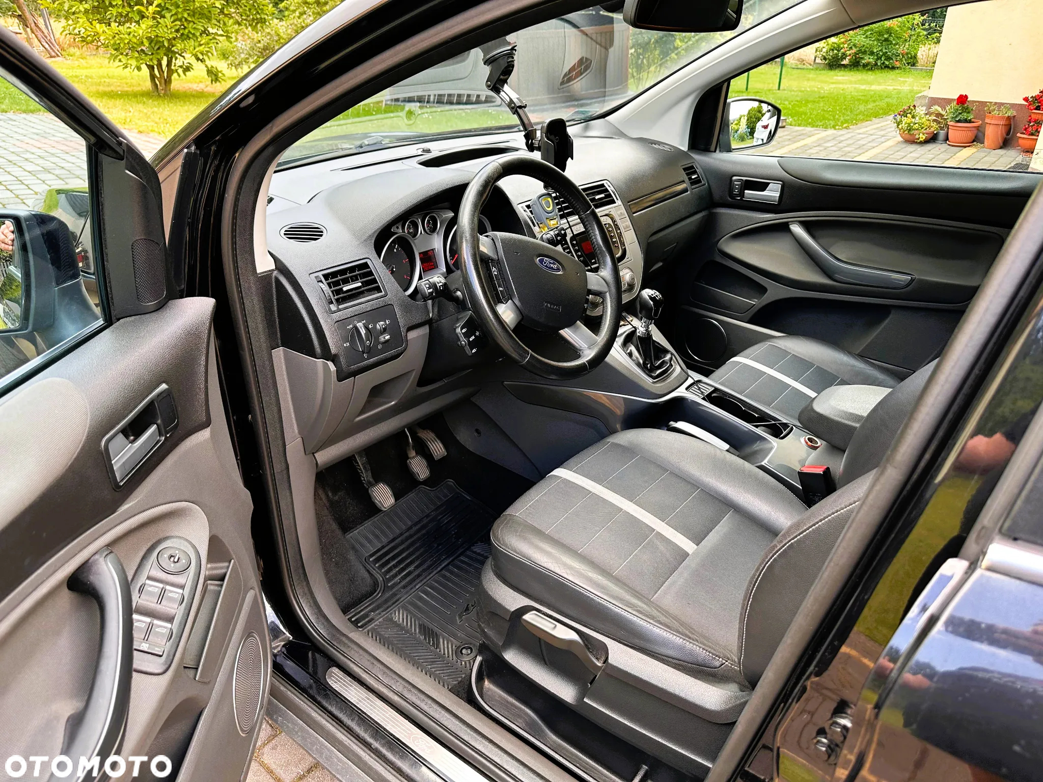 Ford Kuga 2.0 TDCi Titanium - 9