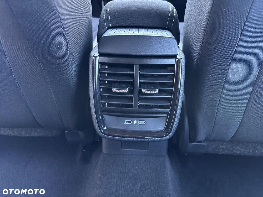 Skoda Kamiq 1.0 TSI Edition 130 DSG - 32