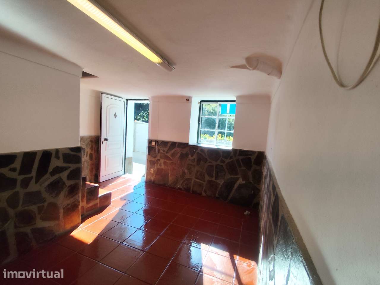 Geminada T3 com terraço e lareira em Lousã - Grande imagem: 2/18