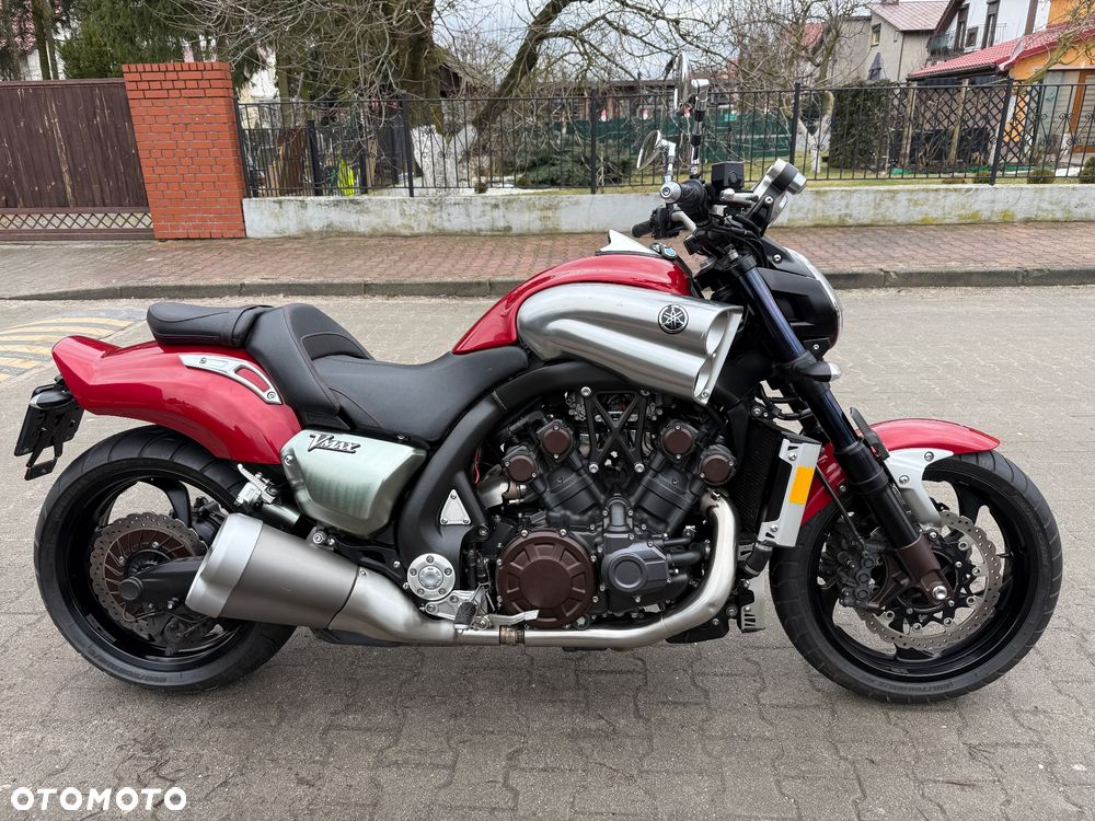 Yamaha V-MAX - 8