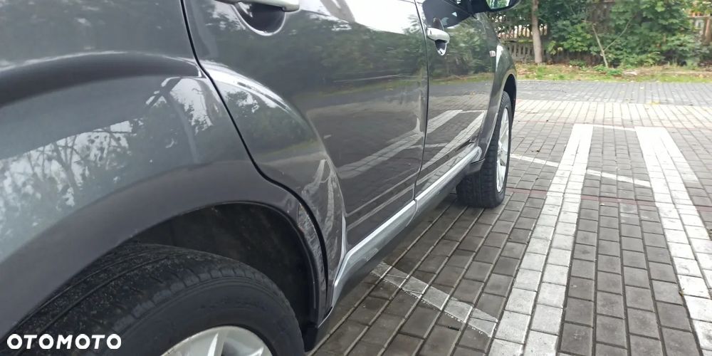 Mitsubishi Outlander 2.2 DID Intense + - 11