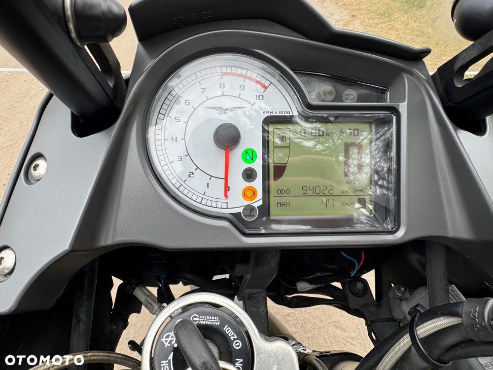 Moto Guzzi Stelvio - 19