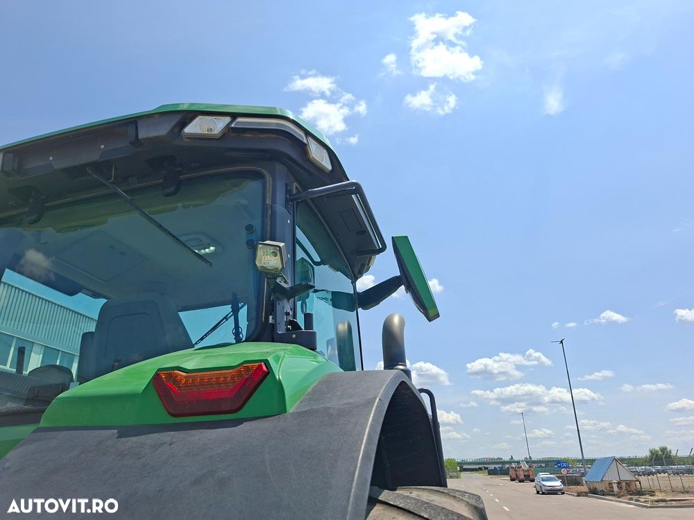 John Deere 8R 310  4x4 - 20