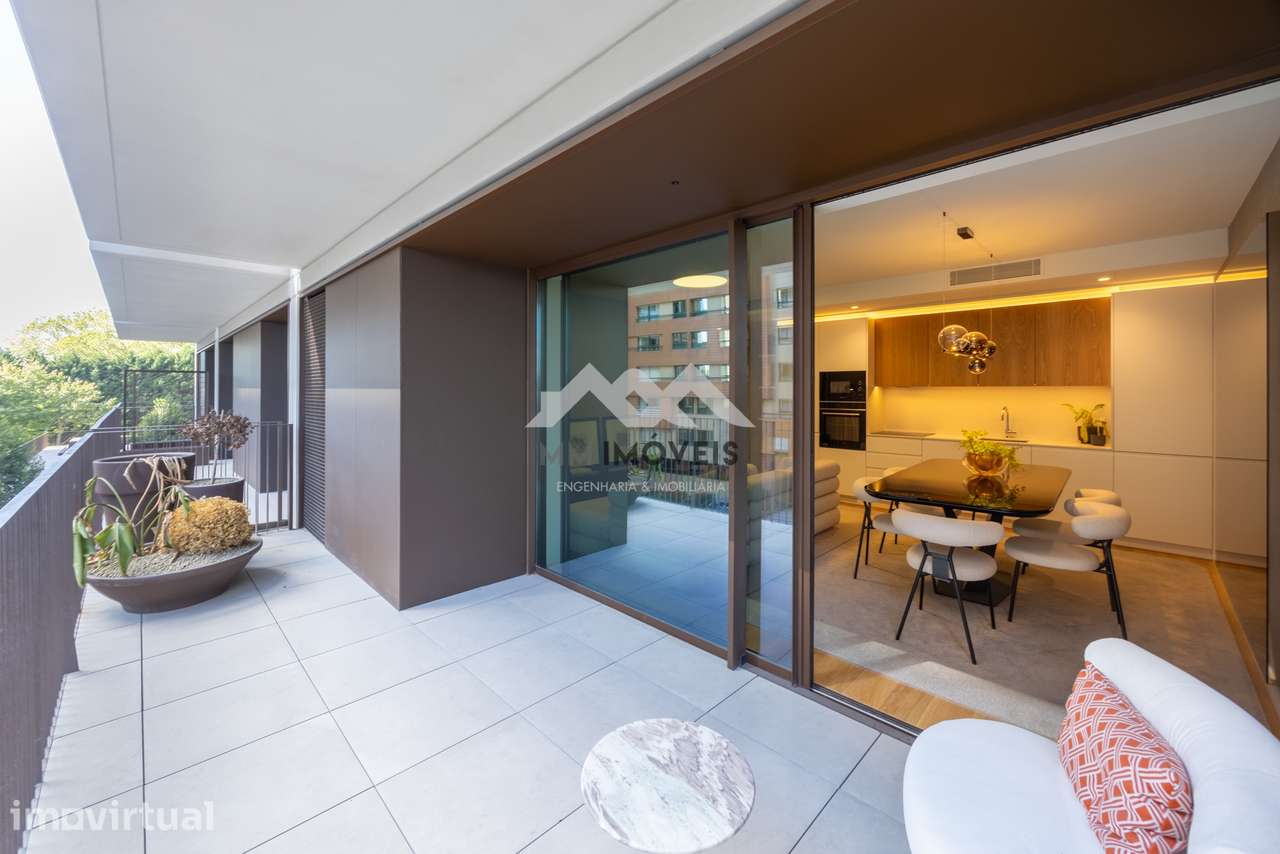 Apartamento T2 2026 | Alameda Jardins da Arrábida | Varanda | Ginásio - Grande imagem: 5/54