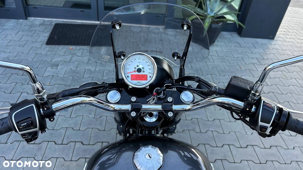 Moto Guzzi V9 - 30