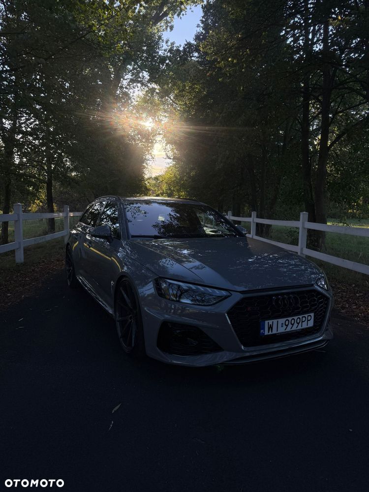 Audi RS4 Avant 2.9 TFSI Quattro Tiptr - 23