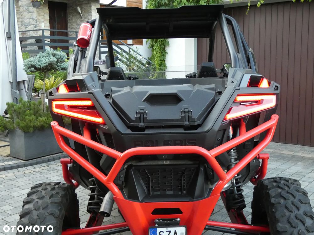 Polaris RZR - 17