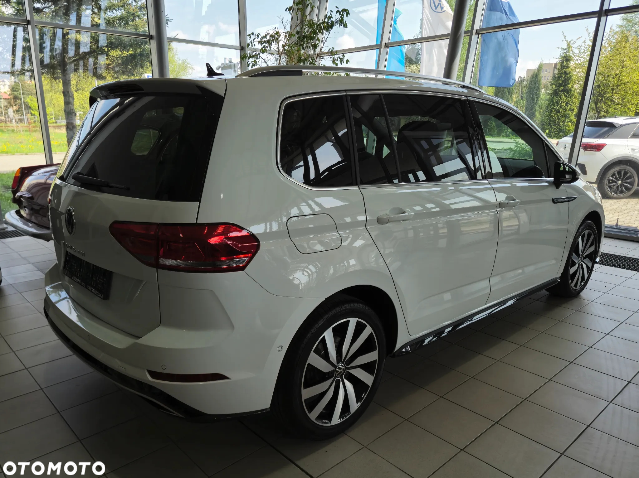 Volkswagen Touran 1.5 TSI EVO Highline - 6