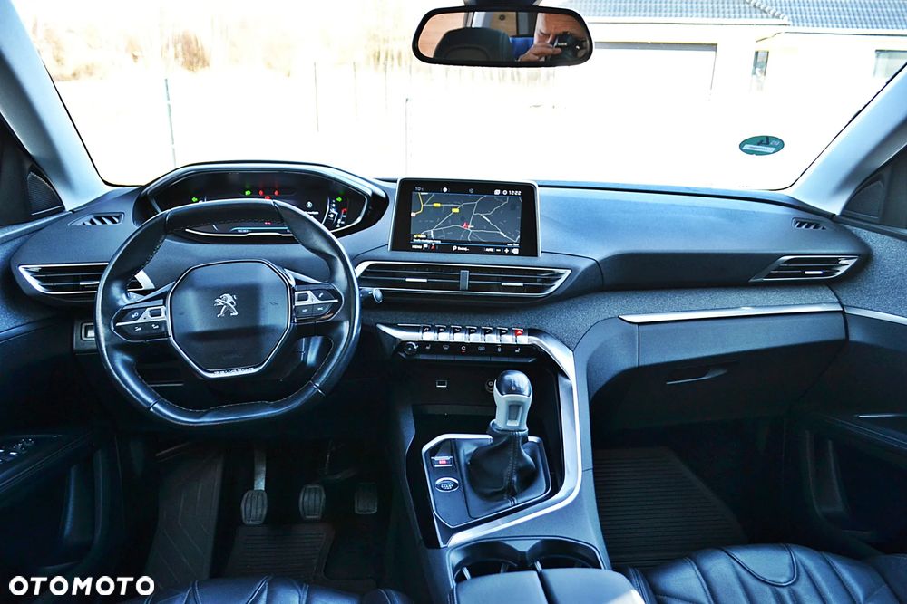 Peugeot 5008 BlueHDI 130 Allure Business-Paket - 26