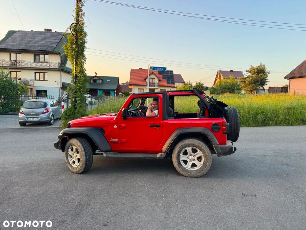 Jeep Wrangler - 11