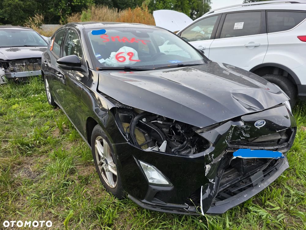 Ford Focus 1.0 EcoBoost Hybrid ACTIVE - 2