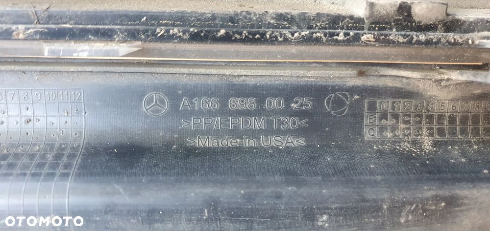 Nakładka listwa progowa osłona lewa Mercedes GL X166 W166 A1666980025 - 10