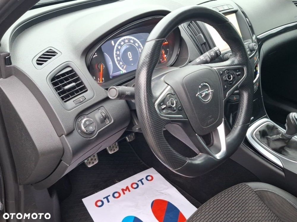 Opel Insignia 1.6 T Cosmo S&S - 18