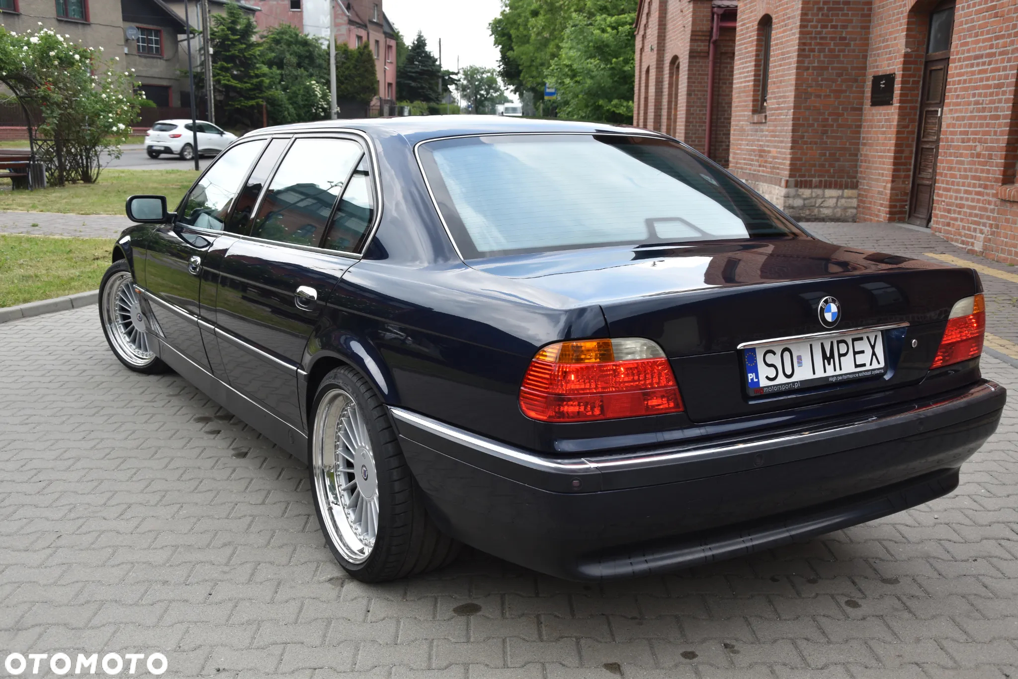 BMW Seria 7 750iL - 10