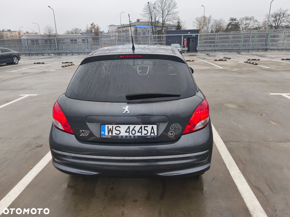 Peugeot 207 - 27