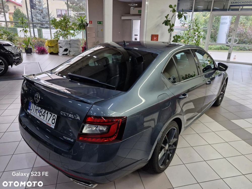 Skoda Octavia 2.0 TDI 4x4 RS Challenge DSG - 4