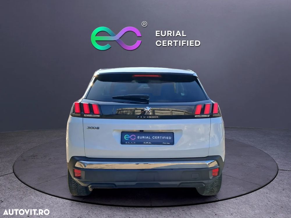 Peugeot 3008 1.6 PureTech Turbo S&S EAT8 Allure - 5