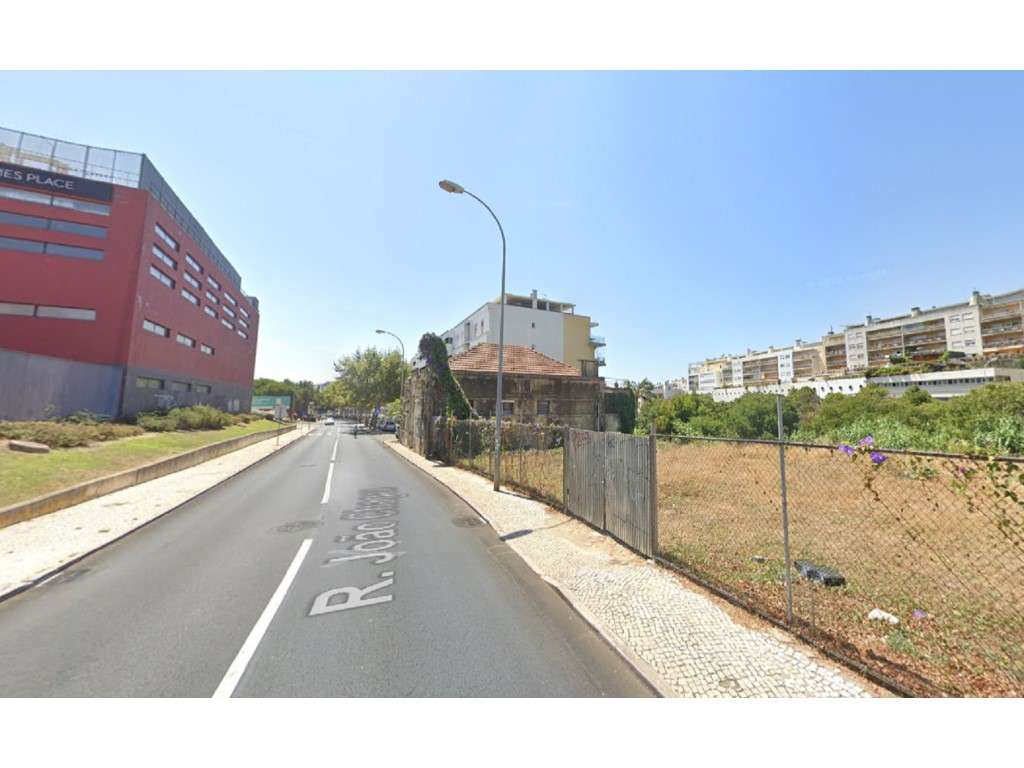 Moradia T6 em RUÌNA em Linda a Velha, Oeiras - Grande imagem: 5/6
