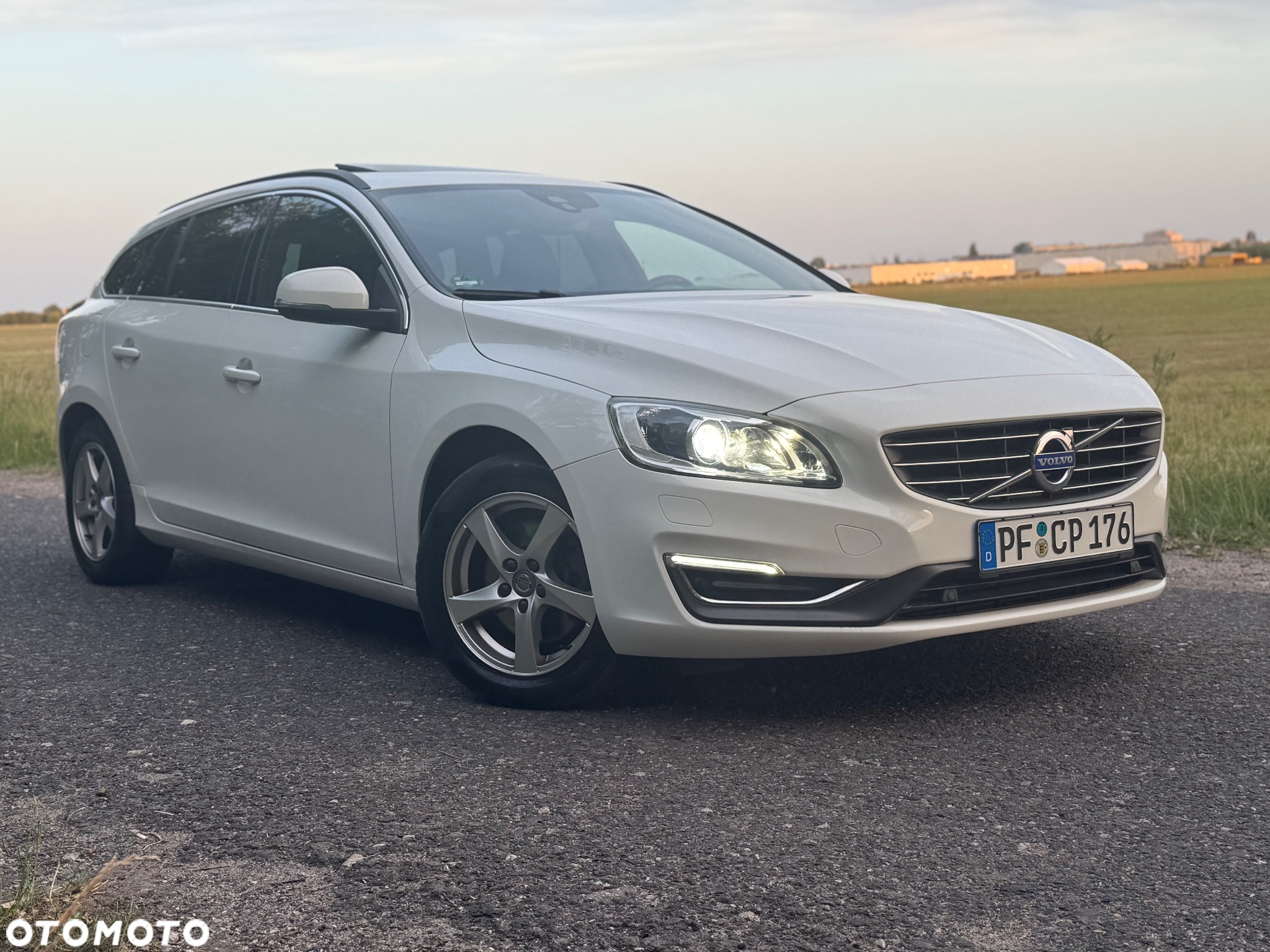 Volvo V60 - 2