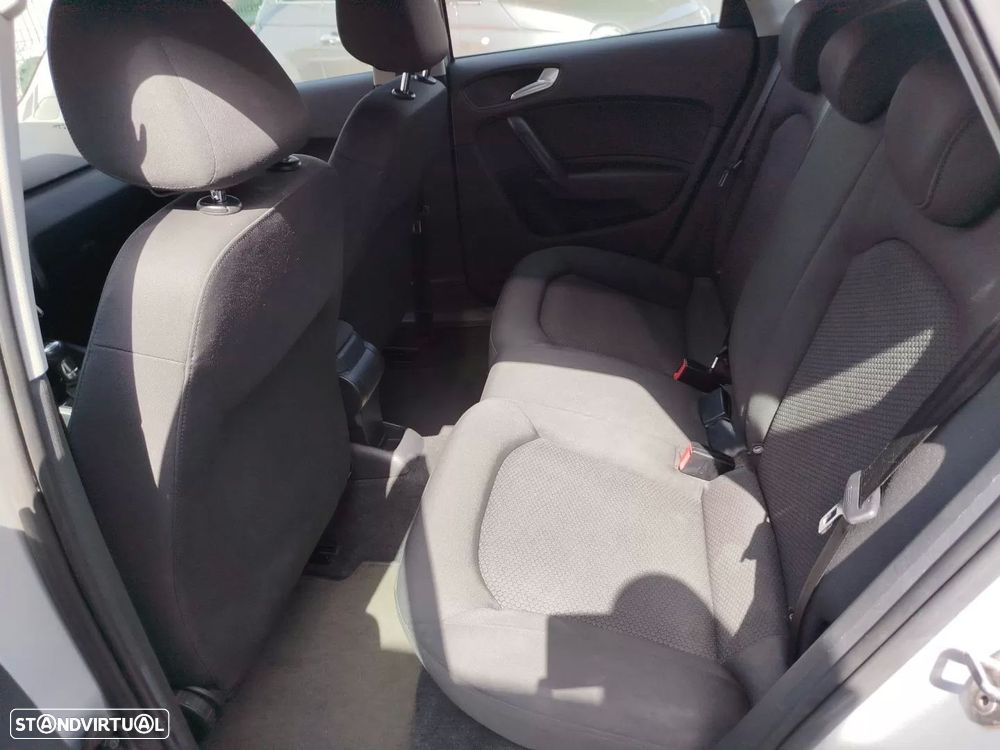 Audi A1 Sportback 1.6 TDI S-line - 12