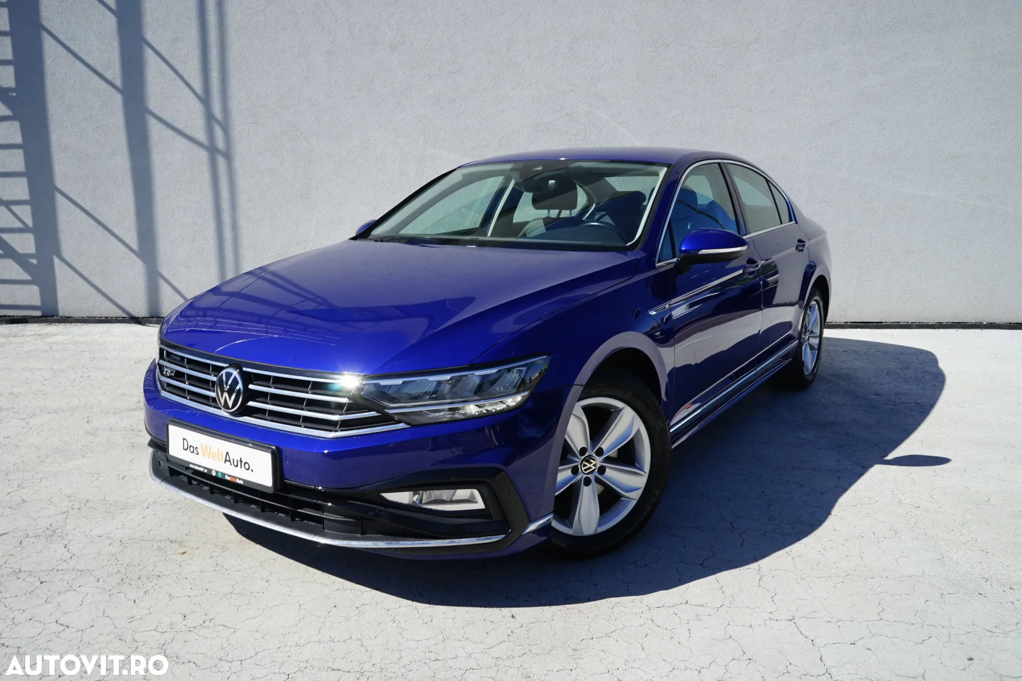 Volkswagen Passat Variant 2.0 TDI DSG 4Motion Highline - 2