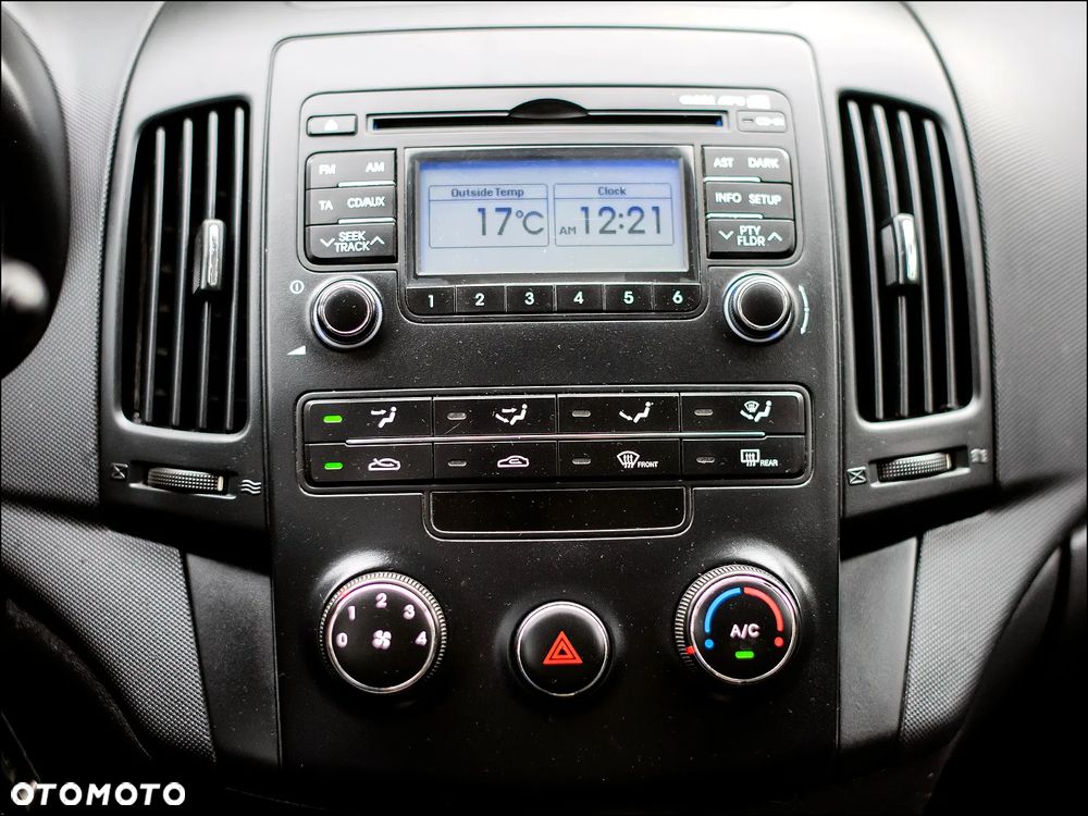 Hyundai i30 - 23