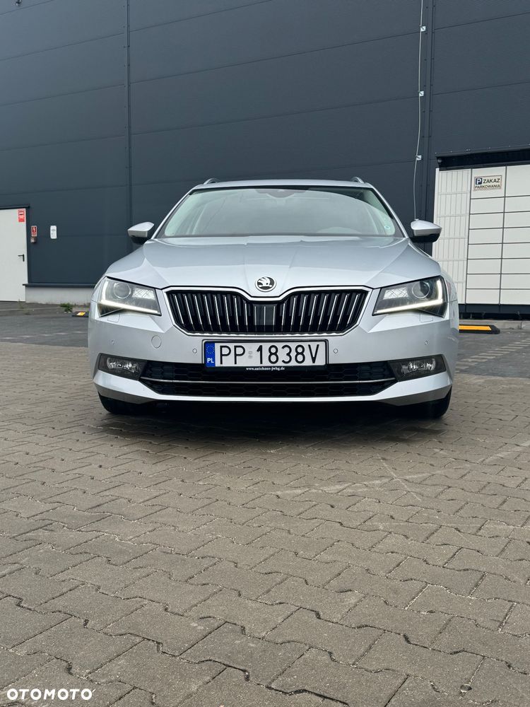 Skoda Superb 1.8 TSI DSG SportLine - 21