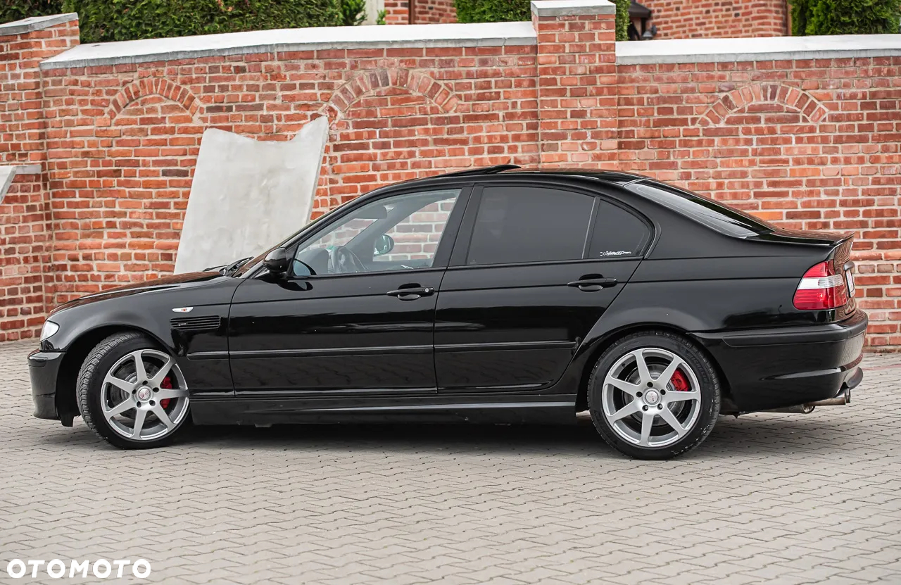 BMW Seria 3 325i Edition Sport - 12