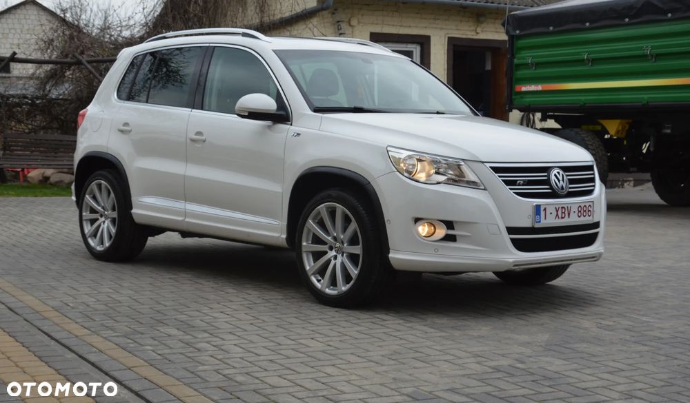 Volkswagen Tiguan - 12