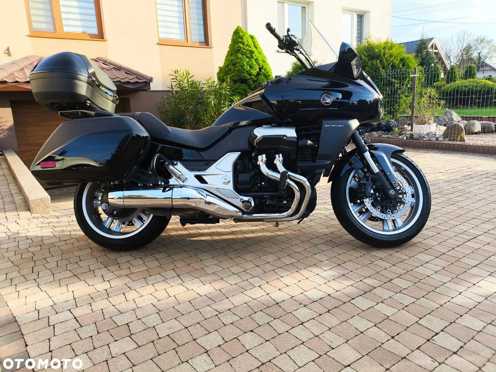 Honda CTX - 1