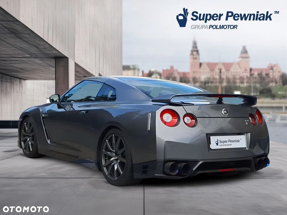 Nissan GT-R Black Edition - 3