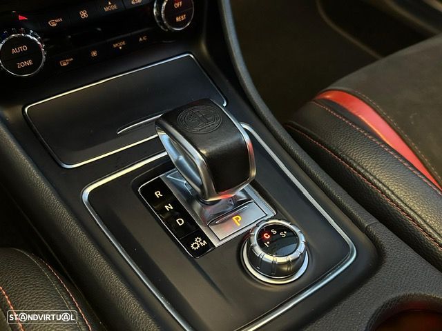 Mercedes-Benz CLA 45 AMG 4Matic Speedshift DCT 7G Night Edition - 31