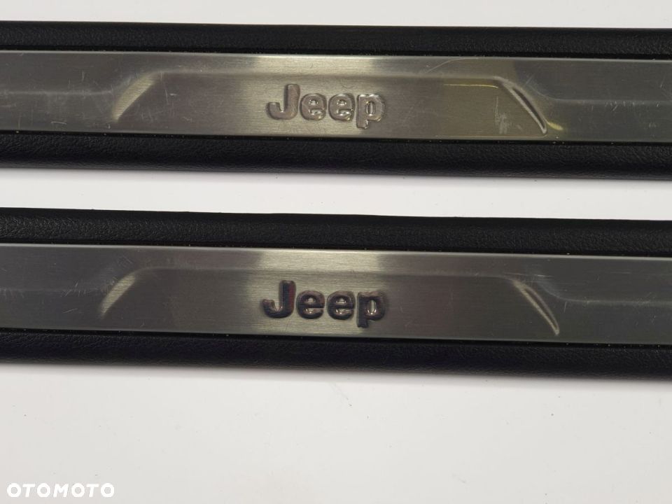 JEEP GRAND CHEROKEE WK2 16-21r Nakładka Listwa Na Próg Prawa i Lewa . - 2