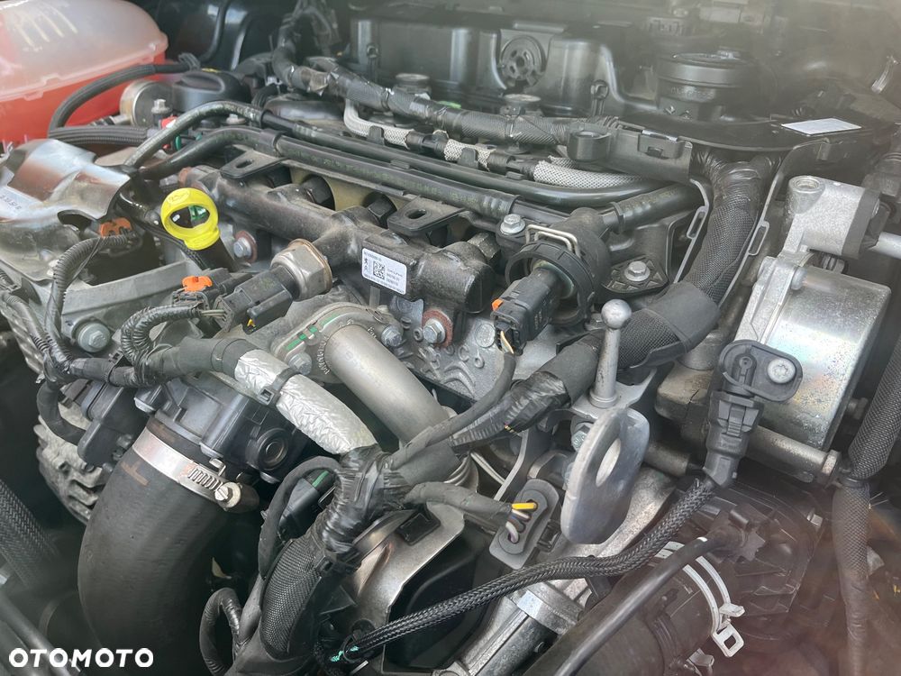 Ford Kuga 2.0 TDCi FWD Titanium - 14