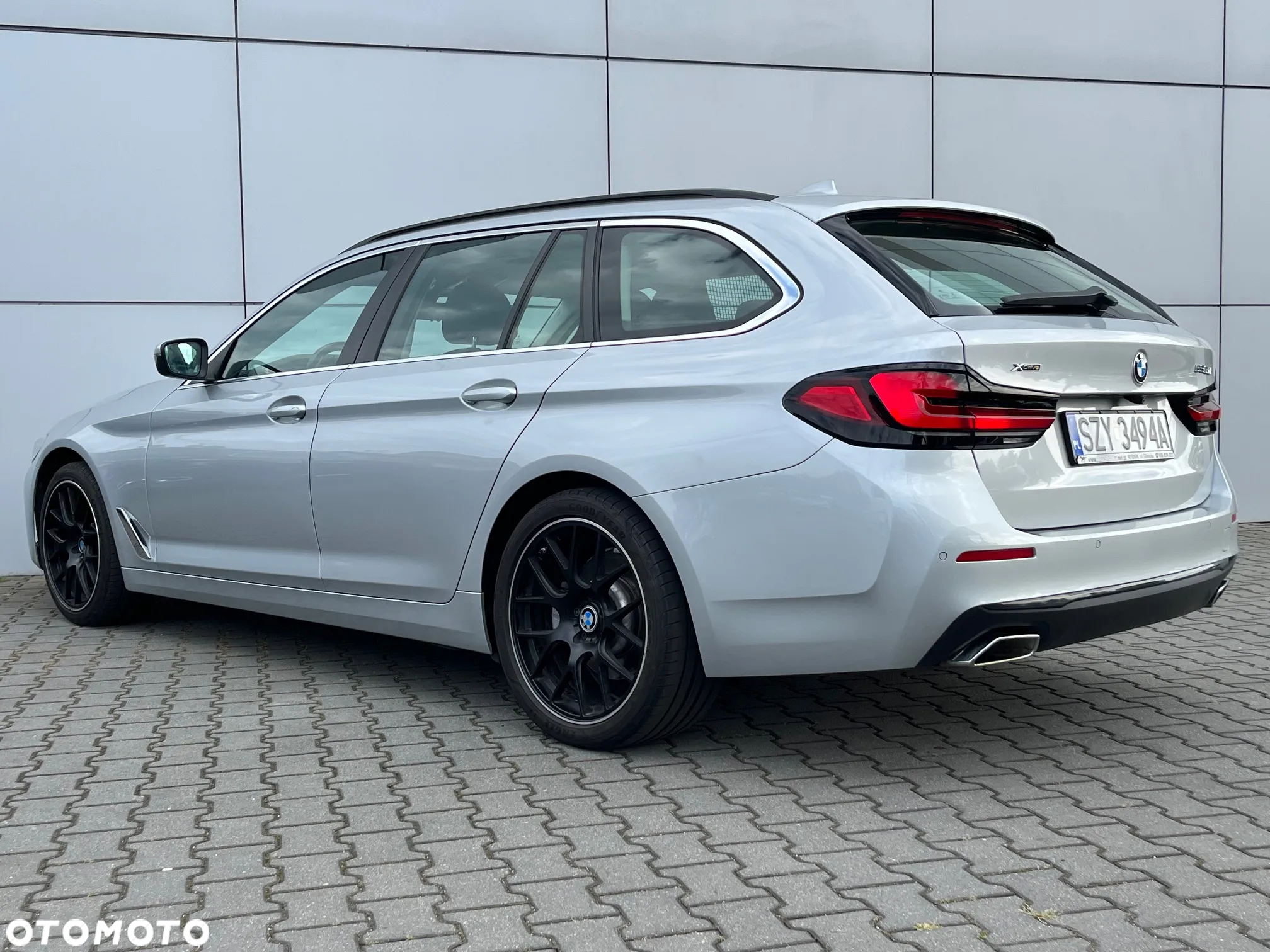 BMW Seria 5 520d xDrive Sport - 10
