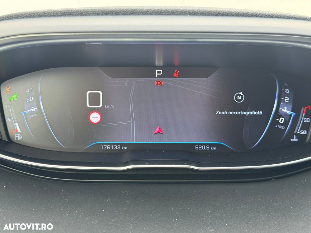 Peugeot 5008 1.5L BlueHDI EAT8 S&S Allure Pack - 22