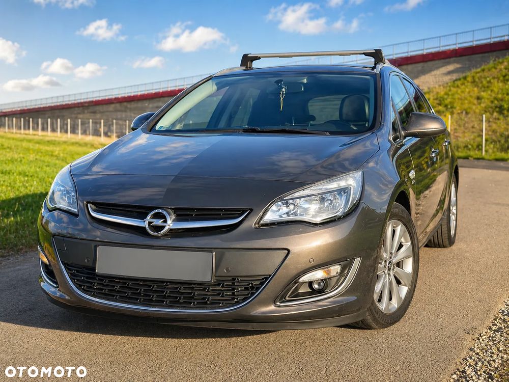 Opel Astra 1.4 T Sport - 1