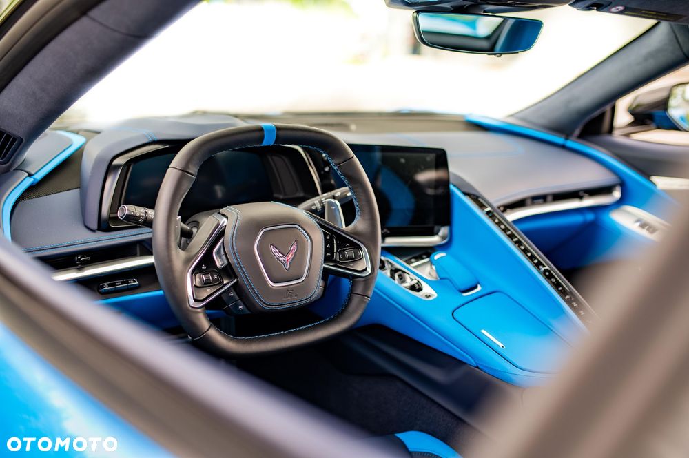 Chevrolet Corvette - 5