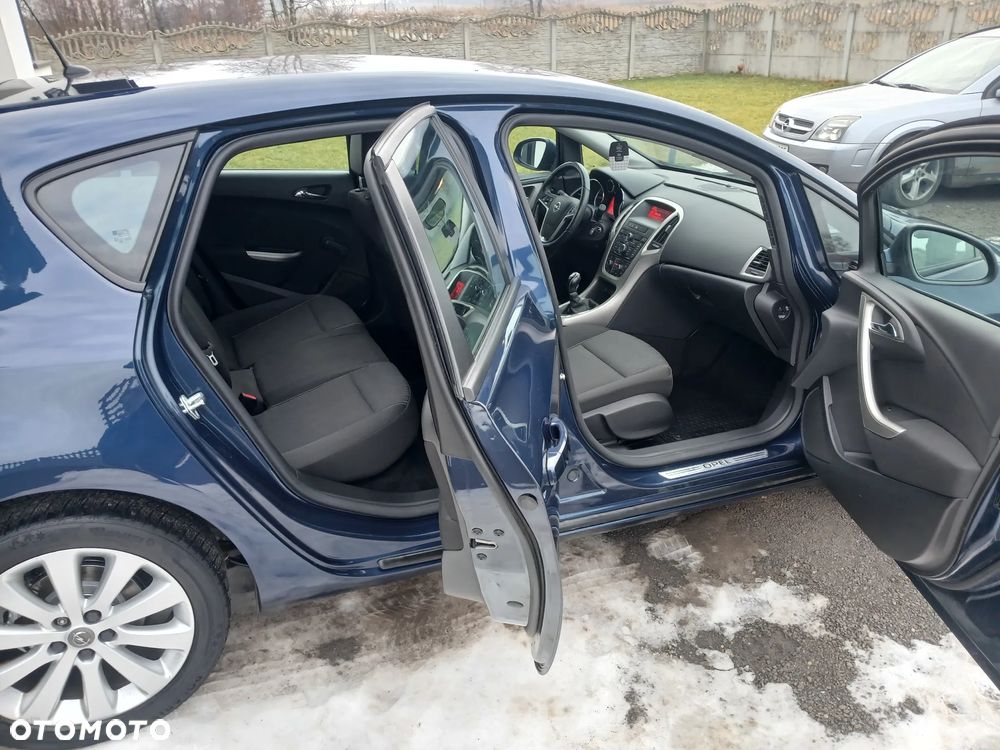 Opel Astra 1.6 Active - 26