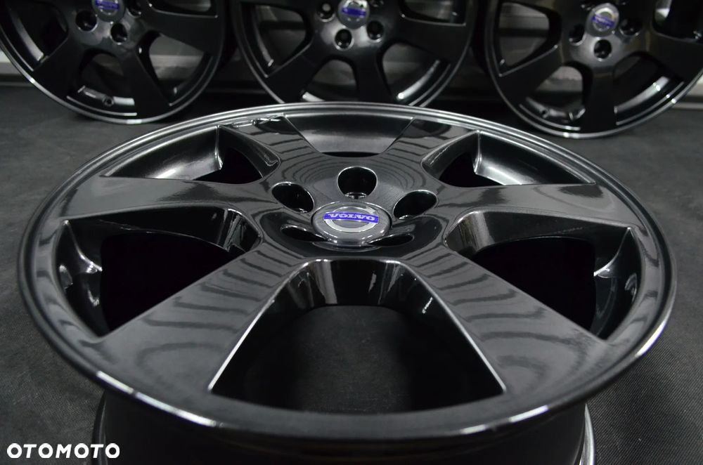 Felgi 5x108 17 VOLVO V40 S40 V50 S60 V60 V70 S70 XC60 XC40 - 5