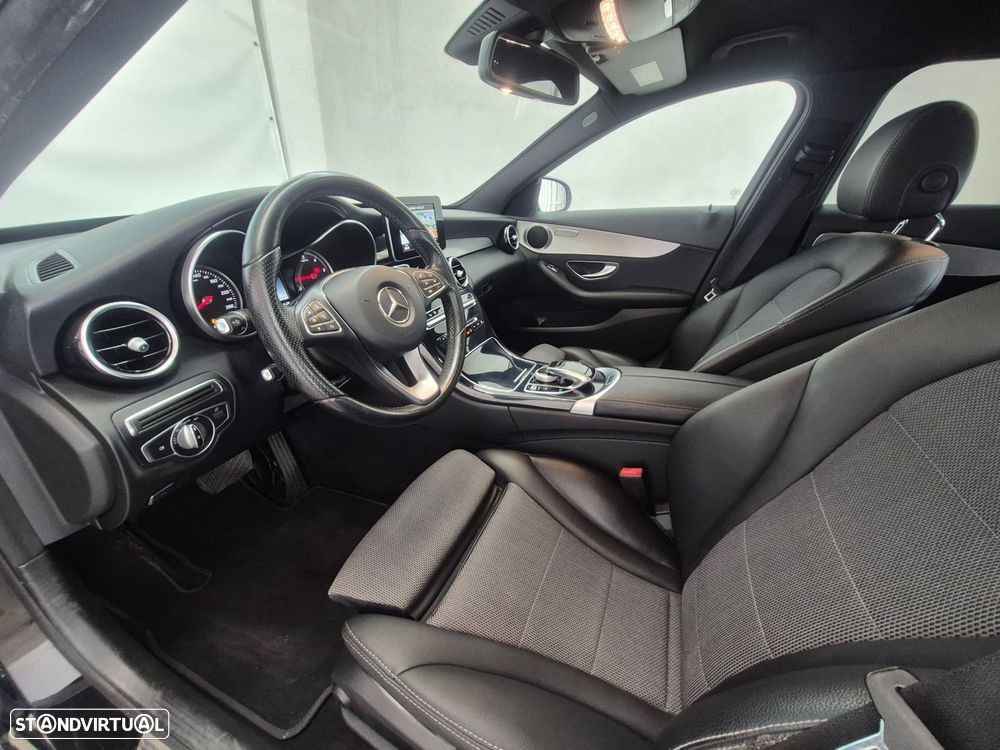 Mercedes-Benz C 220 d 4Matic 7G-TRONIC AMG Line - 11