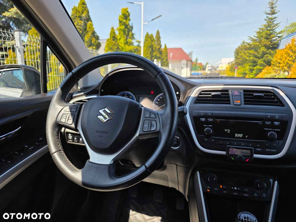 Suzuki SX4 S-Cross 1.6 DDiS Premium - 13