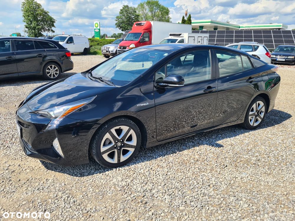 Toyota Prius - 3